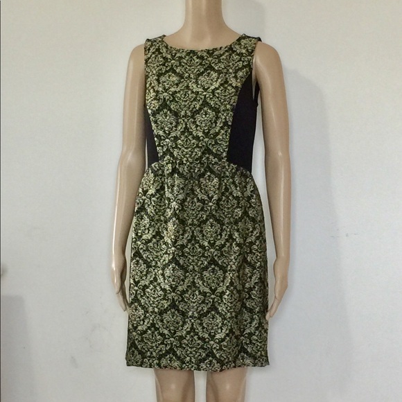 Loft Dress - Picture 2 of 6